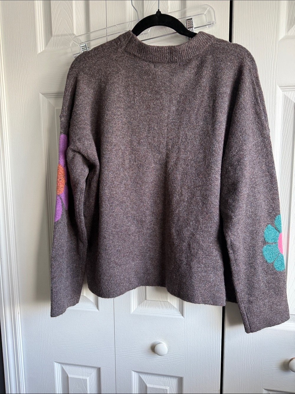 NWT Natural Life boho floral grey wool sweater Large New! - Picture 3 of 5